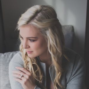 Meet your Posher, Stephanie